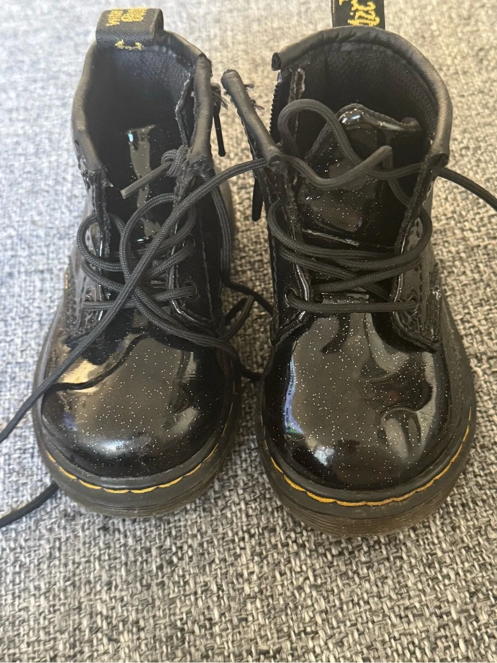 Dr. Martens Kids Black Glitter Patent Lace-Up Boots